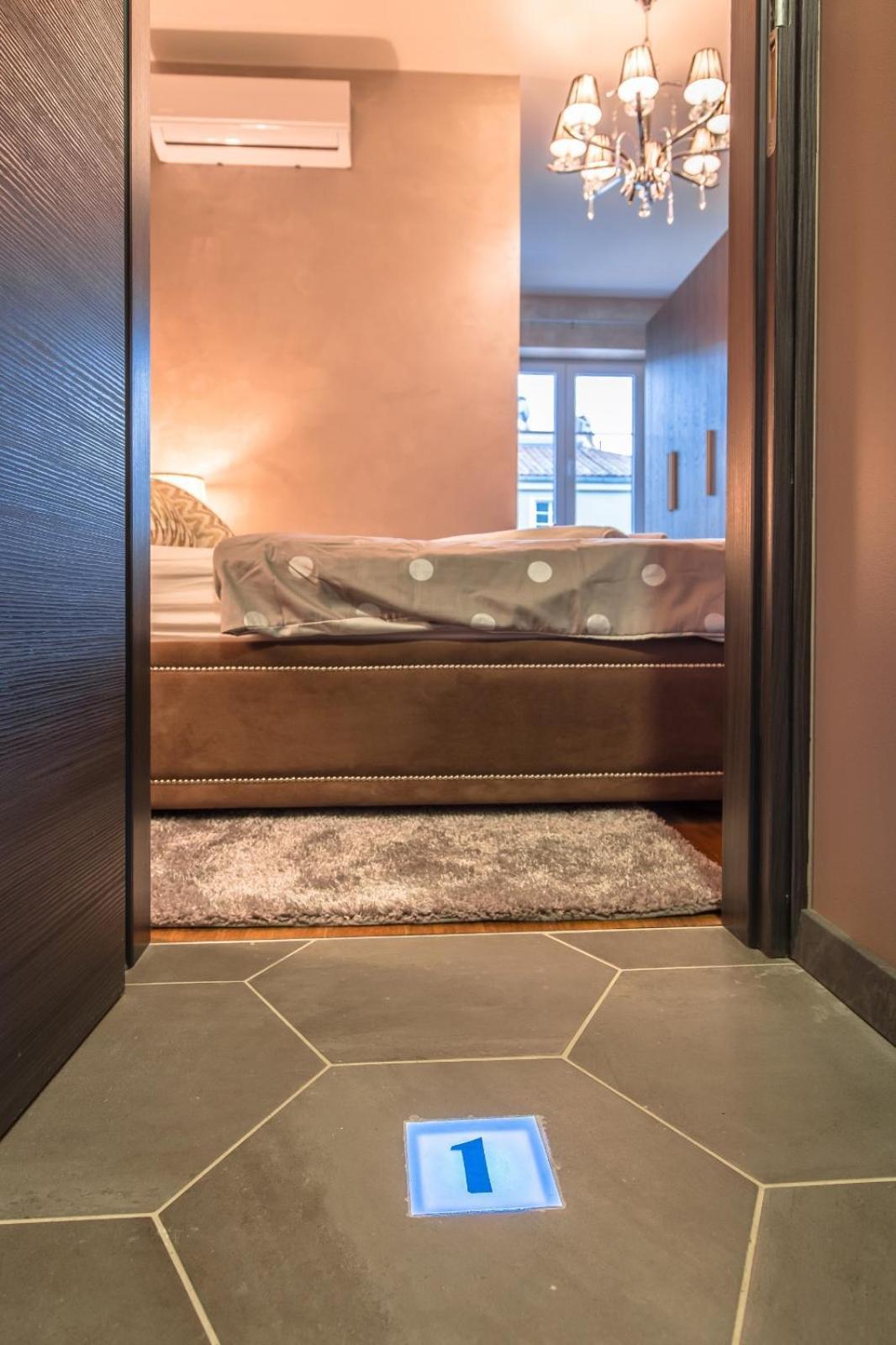 Seven Stories Rooms, 4Th Floor, No Elevator 萨格勒布 外观 照片